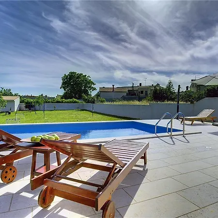 Holiday Home Villa Luna