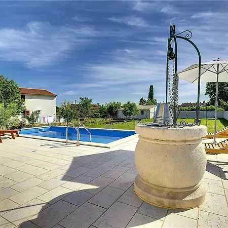 Holiday home Holiday Home Villa Luna