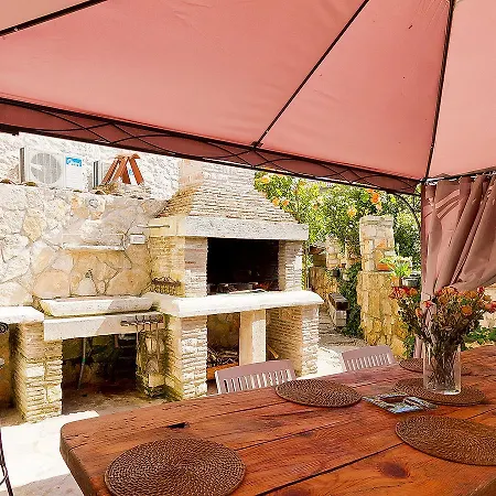 Holiday Home Villa Luna *