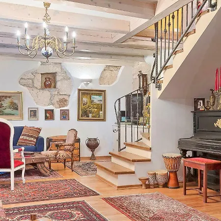 Holiday Home Villa Luna Дом отдыха Marcana