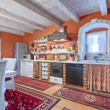 Holiday Home Villa Luna * Marcana